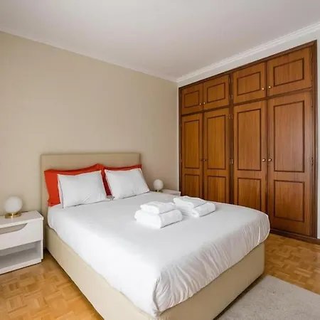 Διαμέρισμα Guilhermina's Place *